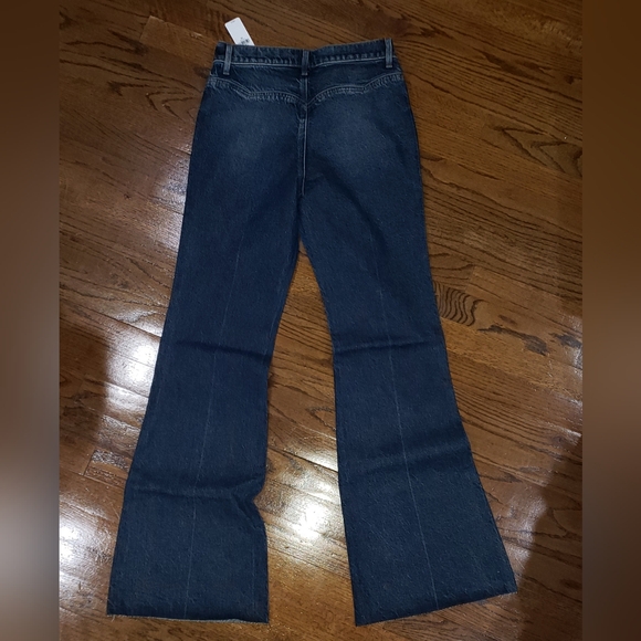 NWT Express Mid Rise Dark Wash Raw Hem Yoke Dream 70s Flare - Picture 5 of 7